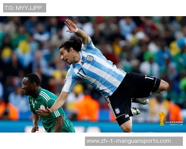 南非足球明星的崛起与辉煌成就:从本土到国际舞台的奋斗历程 南非足球明星的崛起与辉煌成就:从本土到国际舞台的奋斗历程